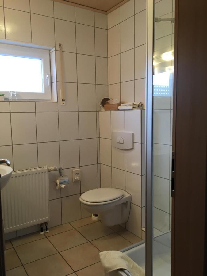 Landhaus-Apartments Wattenheim Екстериор снимка