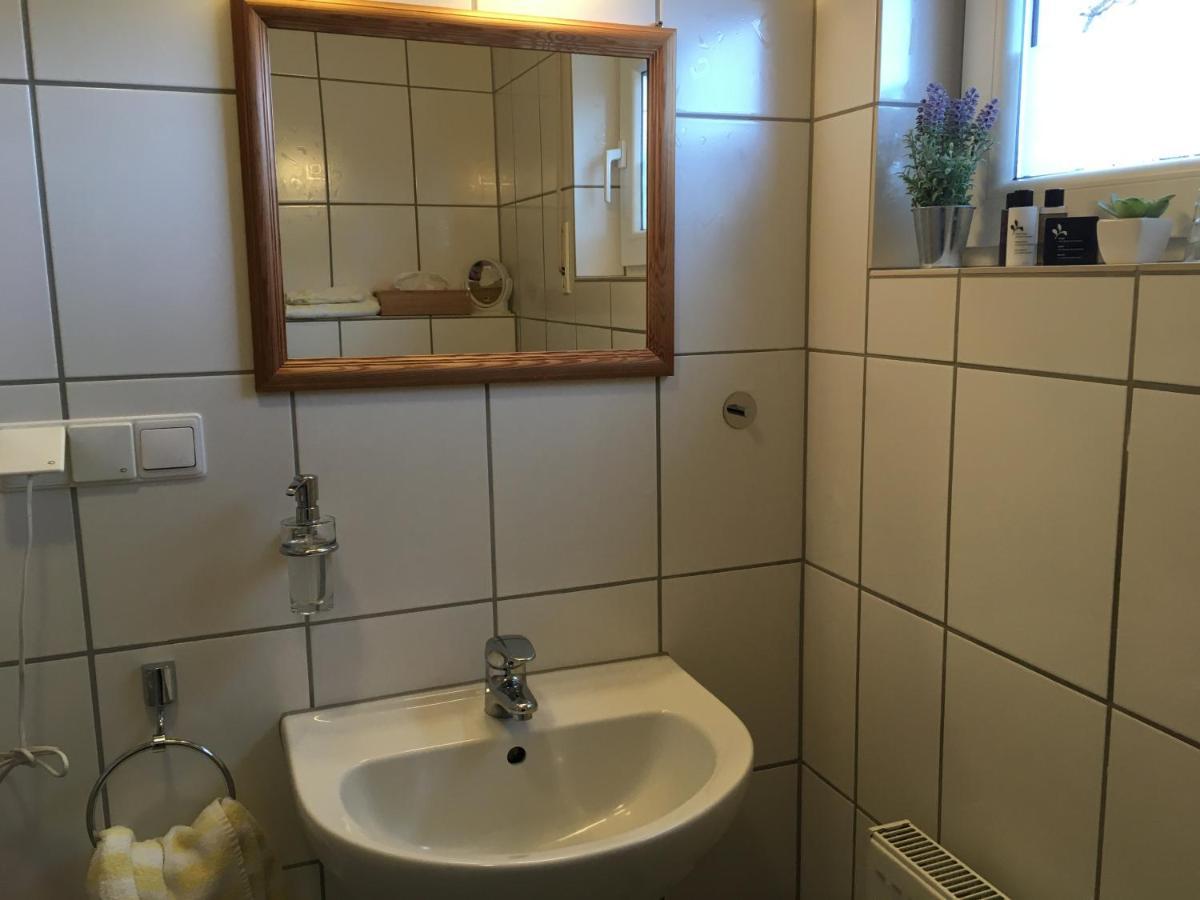 Landhaus-Apartments Wattenheim Екстериор снимка