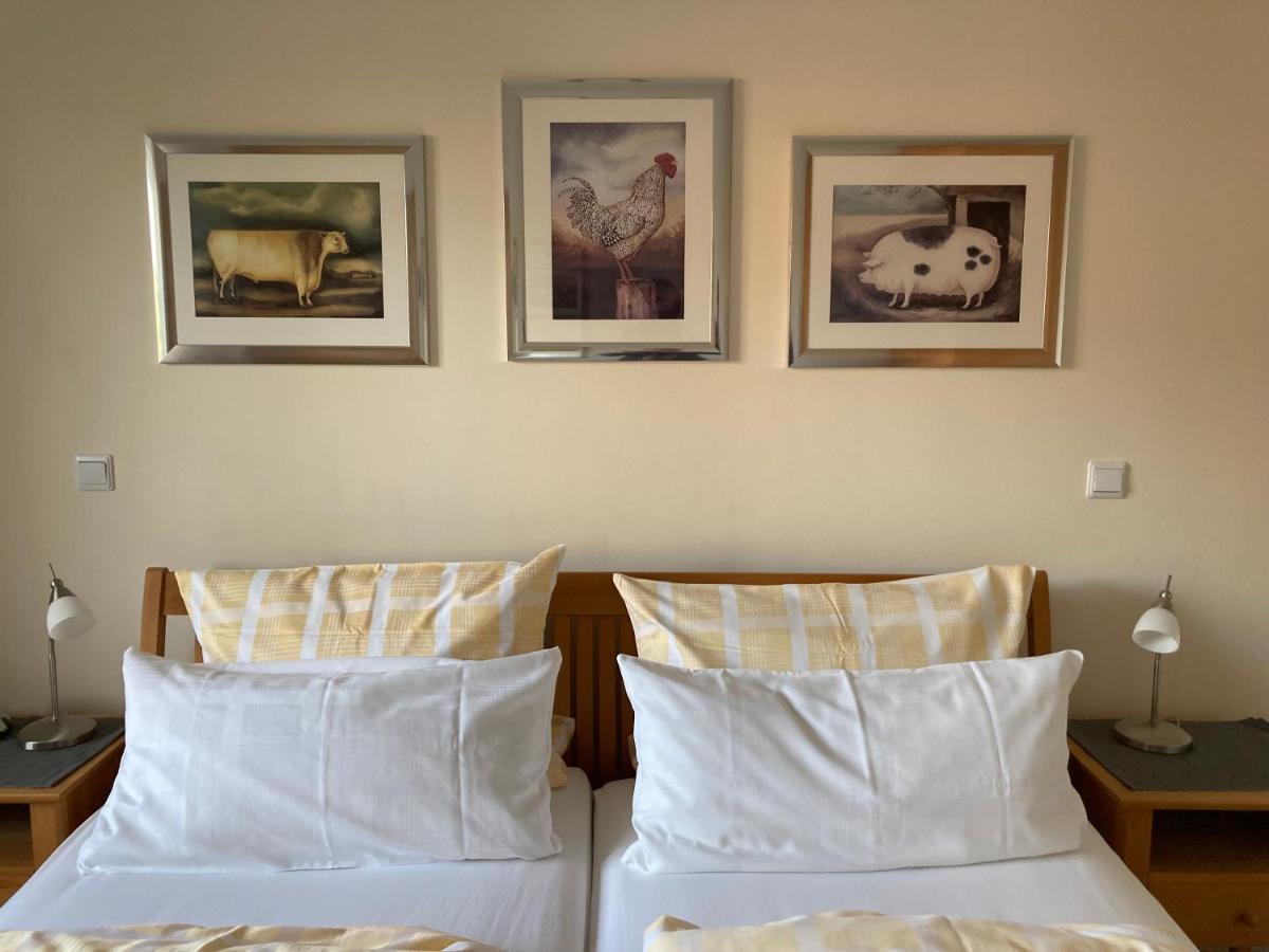 Landhaus-Apartments Wattenheim Екстериор снимка